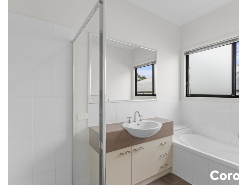 20 Kinglake Avenue, Springfield Lakes QLD 4300