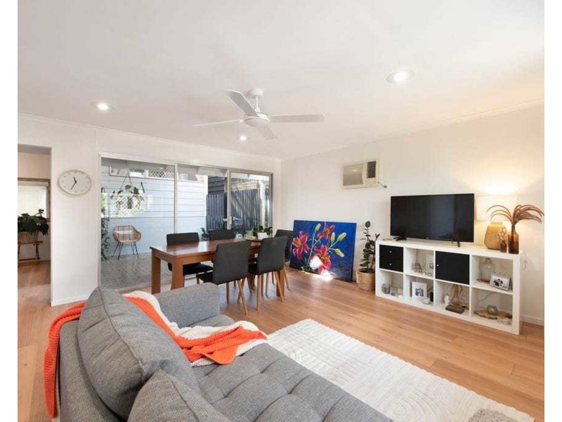 53 Goldsbrough Rd, Taringa QLD 4068