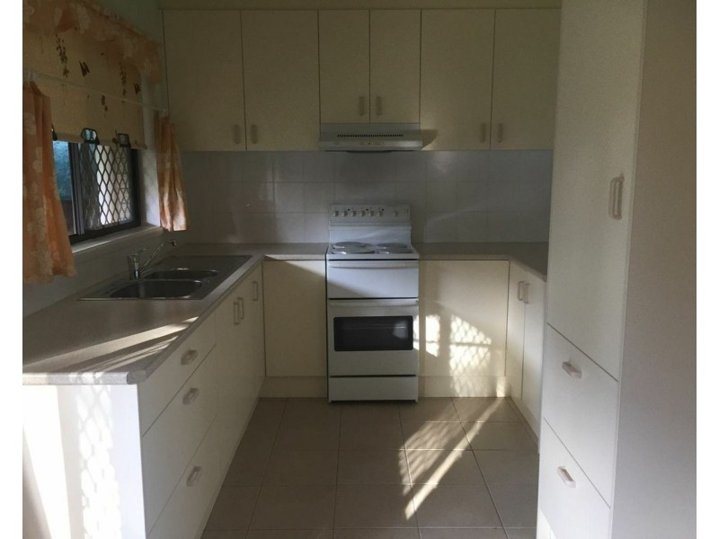 23 Zeil Street, Riverhills QLD 4074