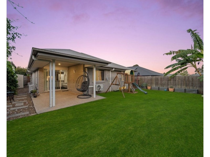 8 Loghopper Court, Redbank Plains QLD 4301
