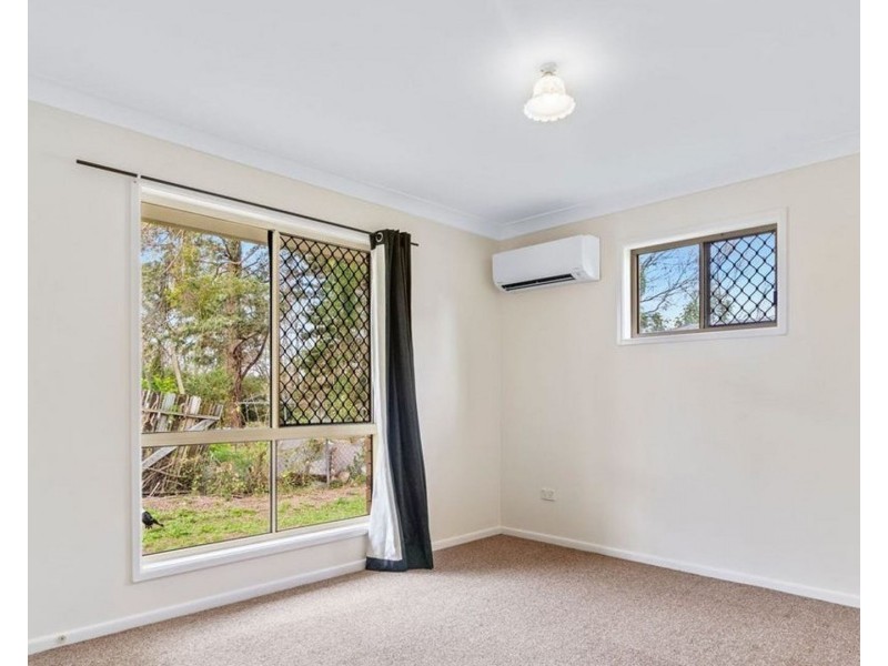 13 Beth Street, Booval QLD 4304