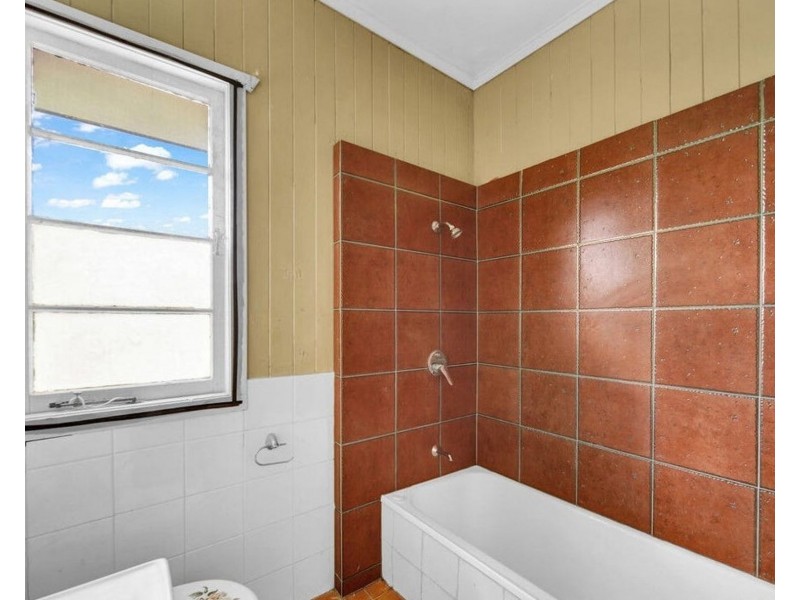 1/42 Brisbane Road, East Ipswich QLD 4305