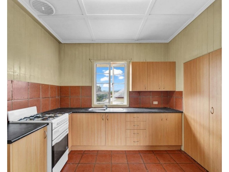 2/42 Brisbane Road, East Ipswich QLD 4305