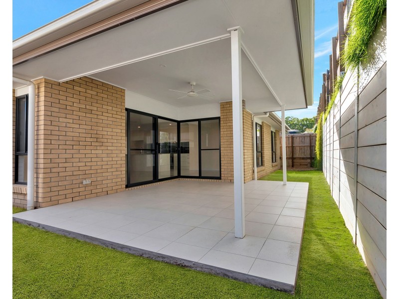 16 Teddy place, Ripley QLD 4306