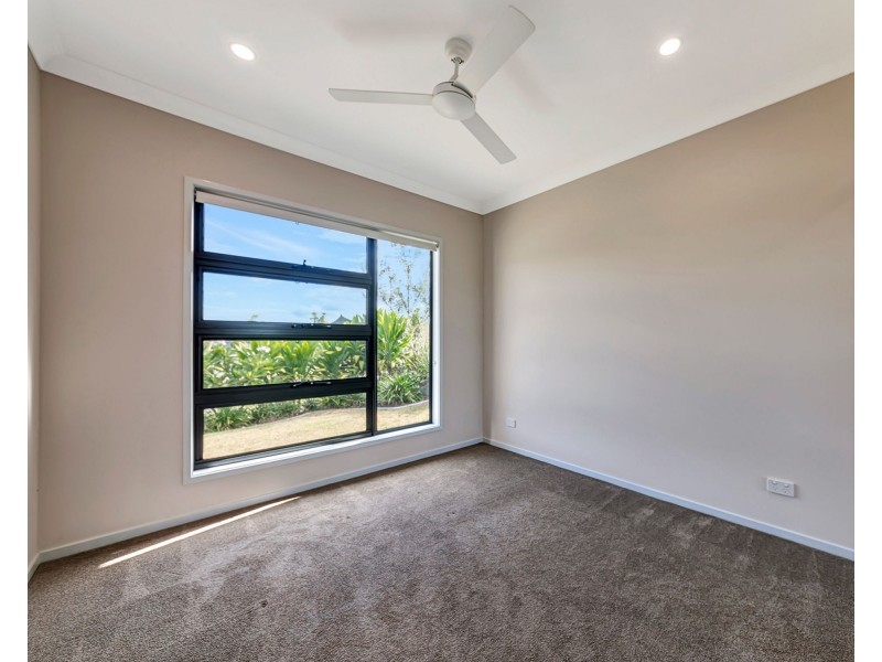 16 Teddy place, Ripley QLD 4306