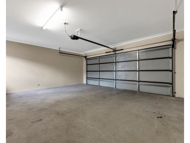 16 Teddy place, Ripley QLD 4306