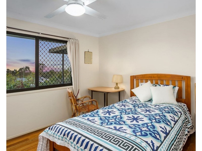 29 Powells Rd, Yamanto QLD 4305