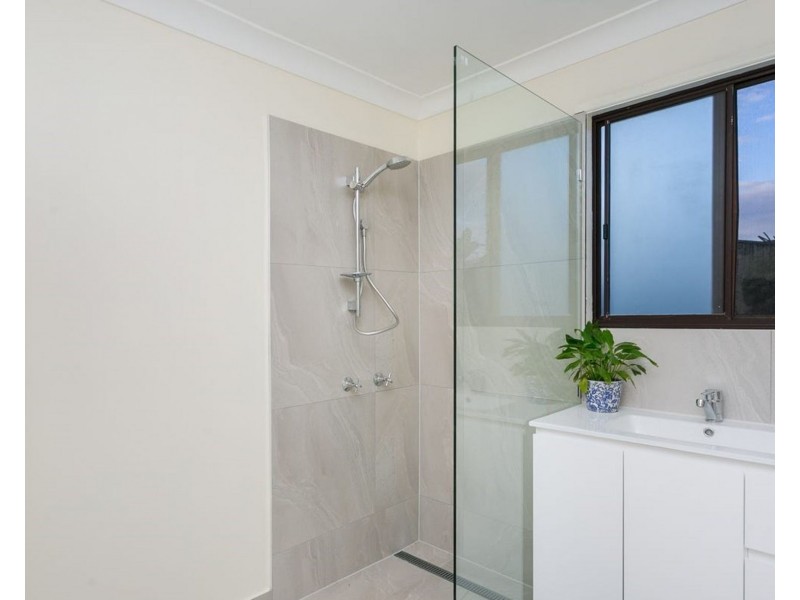 29 Powells Rd, Yamanto QLD 4305