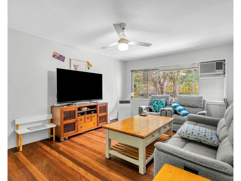 19 Waverley Road, Taringa QLD 4068