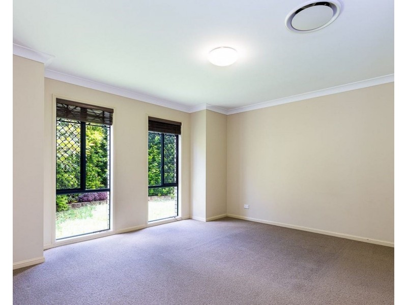 117 Livesay Rd, Moggill QLD 4070