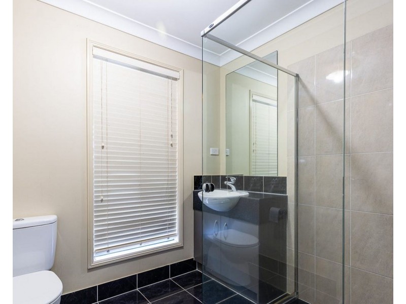 117 Livesay Rd, Moggill QLD 4070