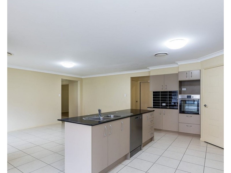 117 Livesay Rd, Moggill QLD 4070