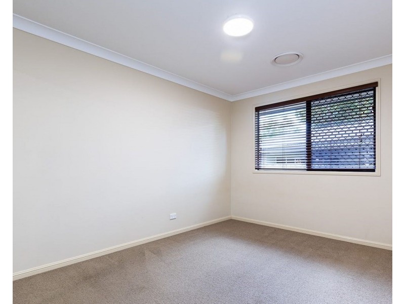 117 Livesay Rd, Moggill QLD 4070