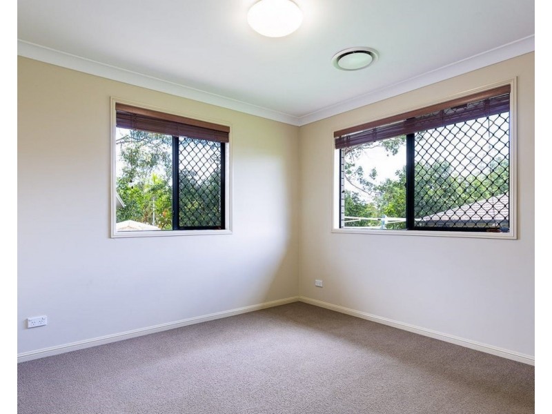 117 Livesay Rd, Moggill QLD 4070