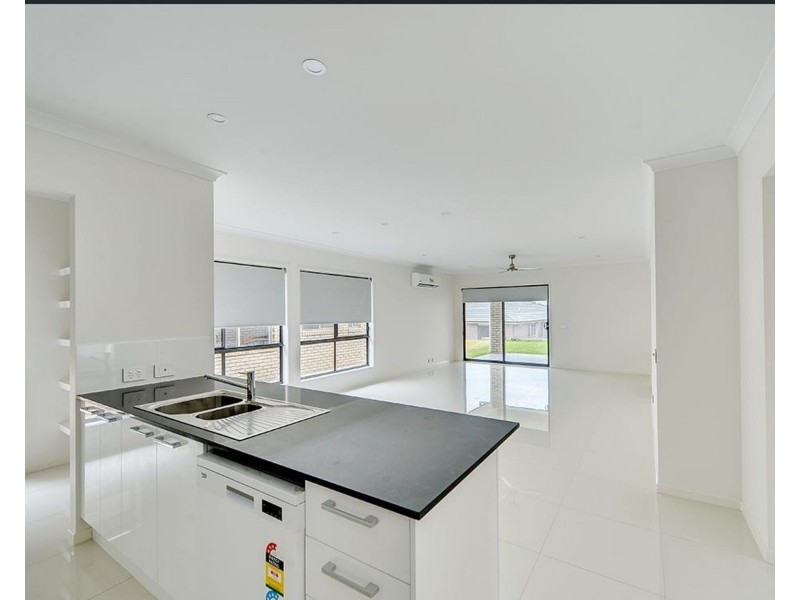 30 Tuckeroo Street, Ripley QLD 4306