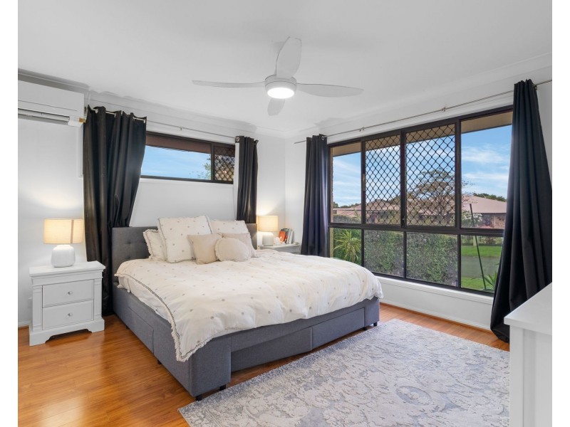 31 Spinnaker Circuit, Redland Bay QLD 4165