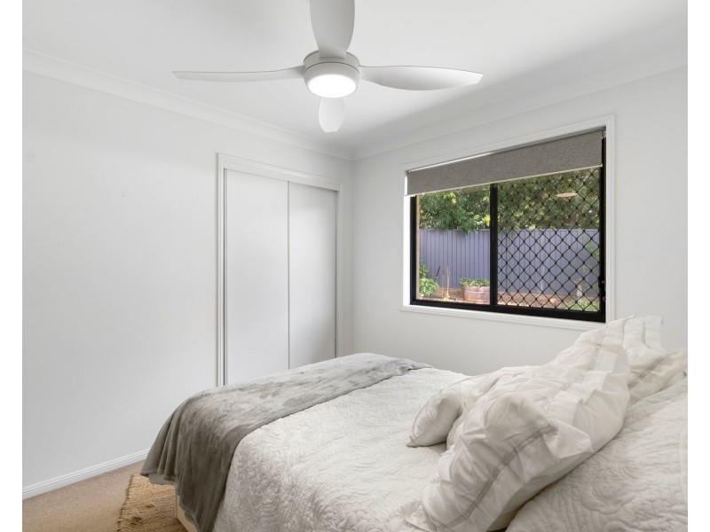 31 Spinnaker Circuit, Redland Bay QLD 4165