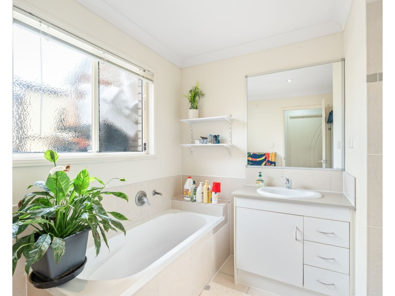 33 Storr Circuit, Goodna QLD 4300