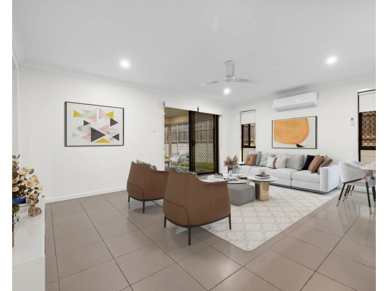 47 Kangaroo Cres, Springfield Lakes QLD 4300