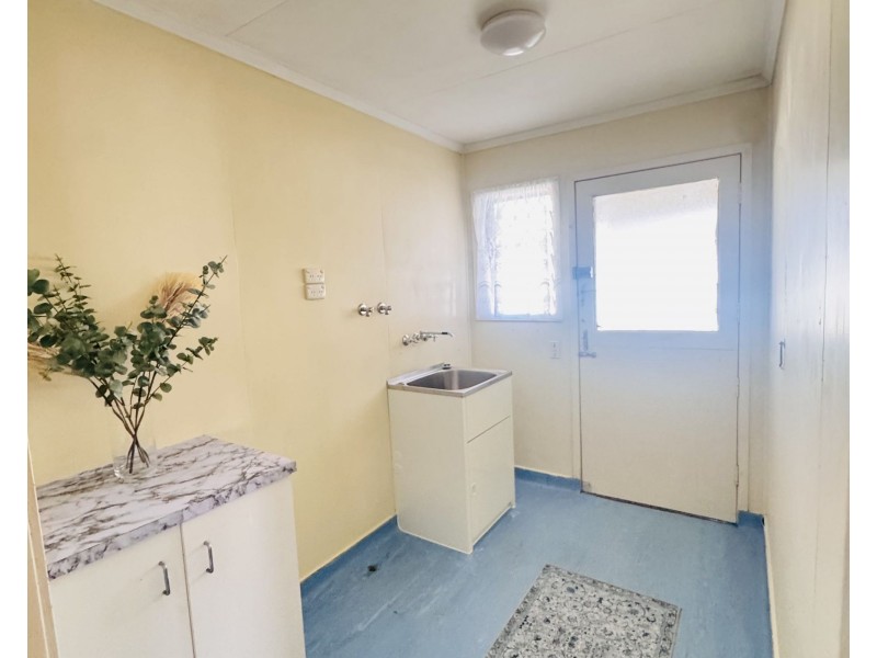 23 Peacock st, One Mile QLD 4305