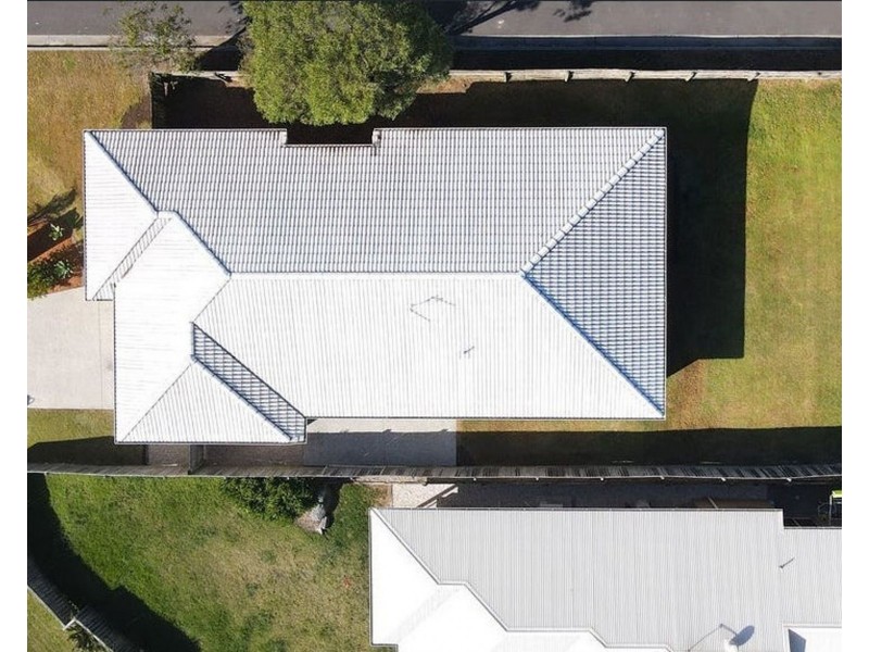 8 Sunstone Ave, Pimpama QLD 4209