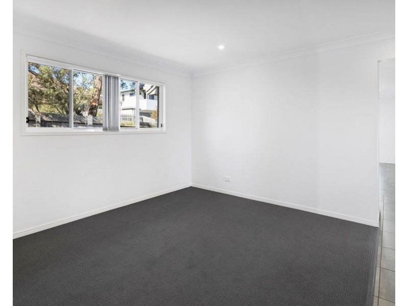 8 Sunstone Ave, Pimpama QLD 4209