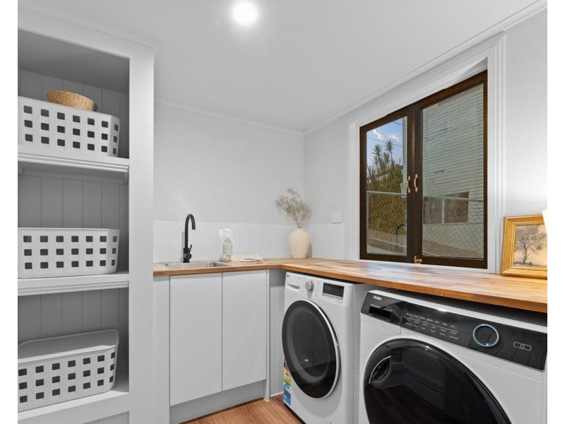 36 Darling St, E, Sadliers Crossing QLD 4305