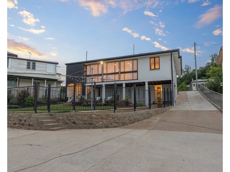 36 Darling St, E, Sadliers Crossing QLD 4305