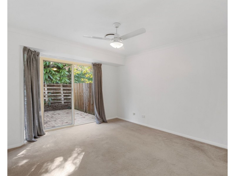 3/30 Rennie Street, Indooroopilly QLD 4068