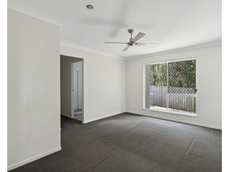 74 Anesbury St, Doolandella QLD 4077