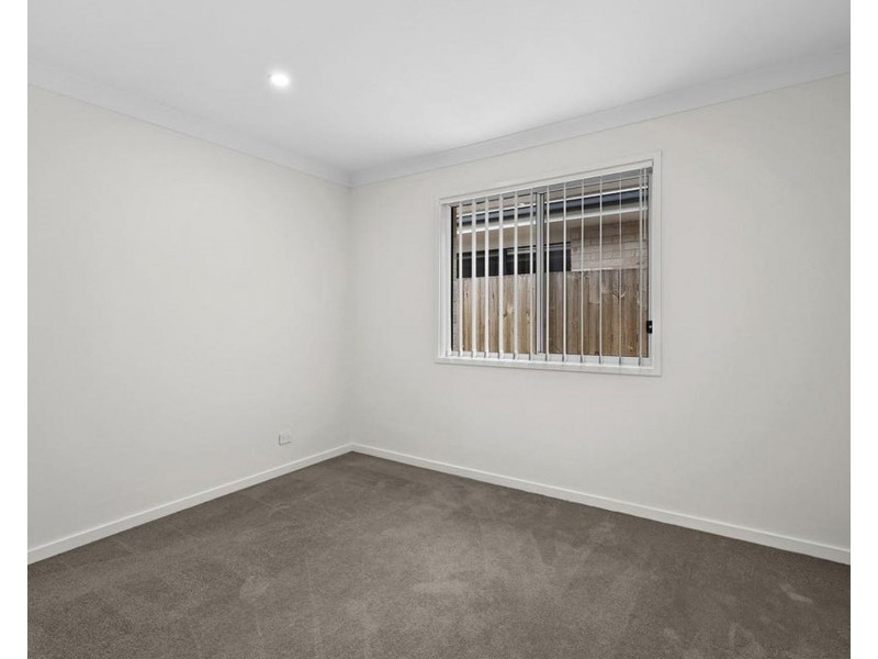 5 Johnson Circuit, Ripley QLD 4306