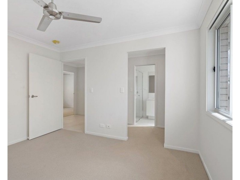 8 Soapberry Circuit, Collingwood Park QLD 4301