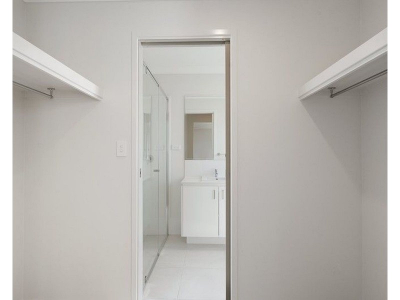 8 Soapberry Circuit, Collingwood Park QLD 4301