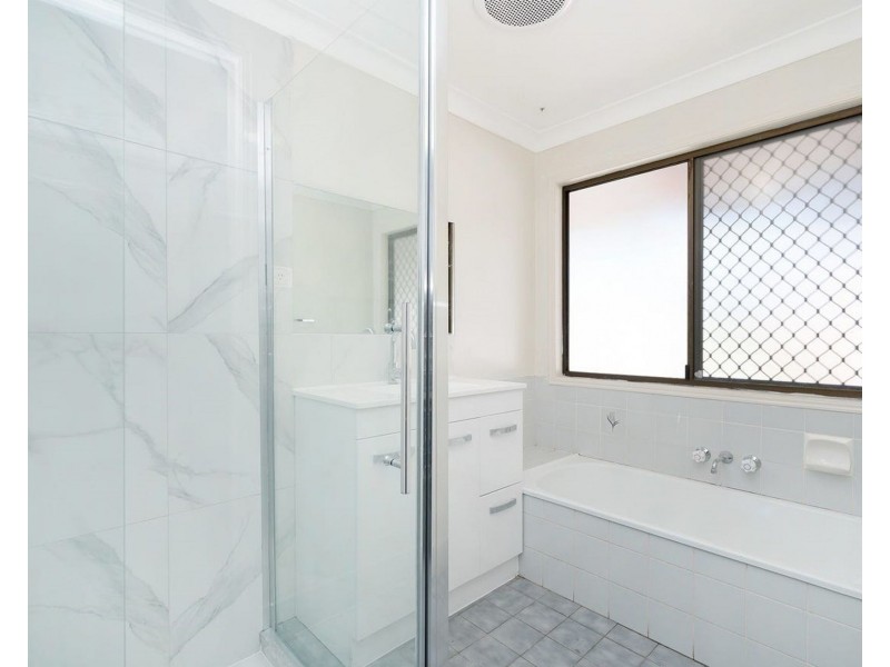 31 Kadlunga Ct, Boronia Heights QLD 4124