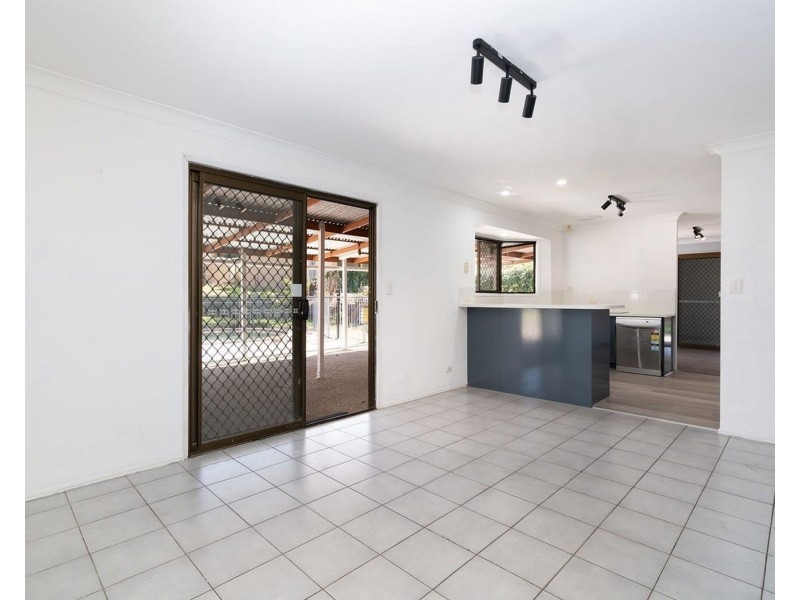 31 Kadlunga Ct, Boronia Heights QLD 4124