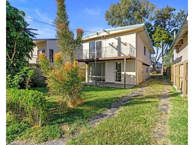 98 Hyde Rd, Yeronga QLD 4104