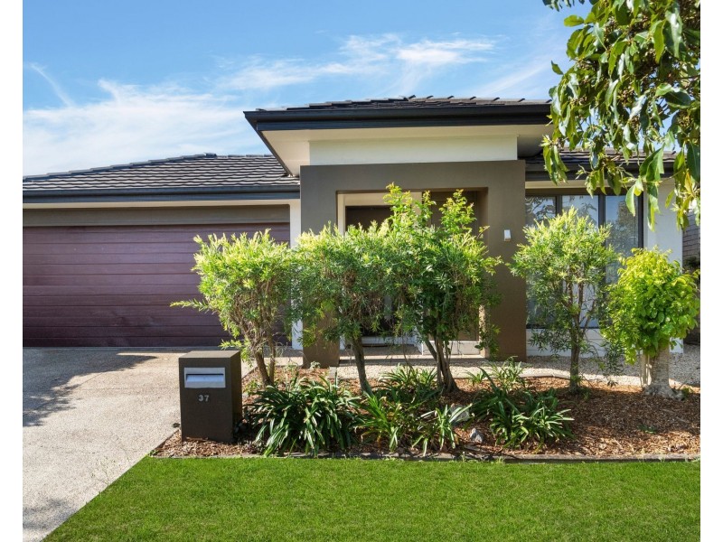 37 Slate Court, Logan Reserve QLD 4133