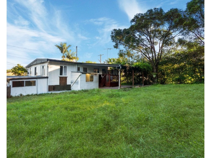 32 Bruce Road, Woodridge QLD 4114