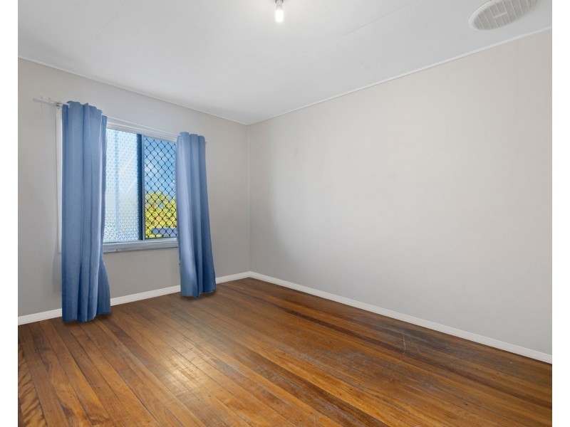 32 Bruce Road, Woodridge QLD 4114