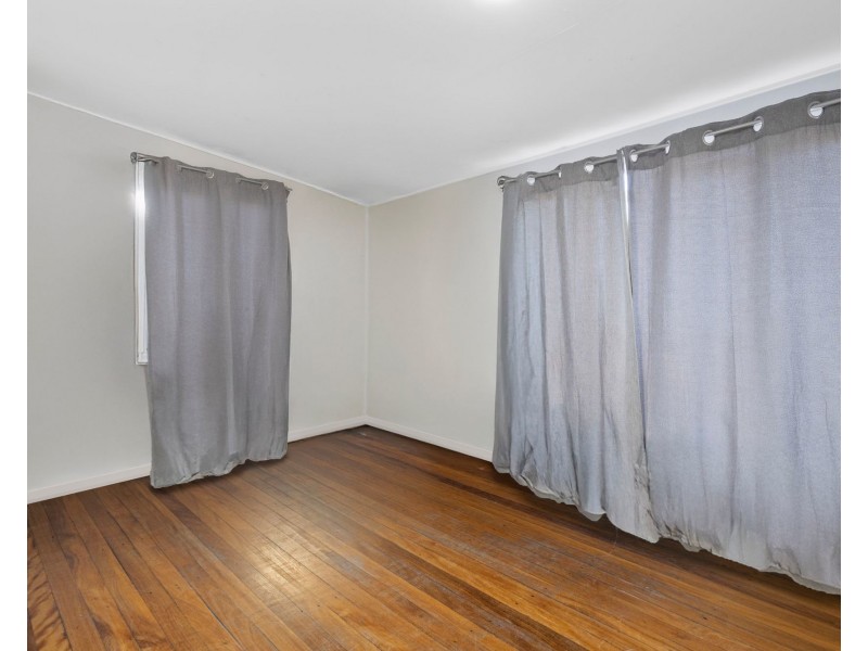 32 Bruce Road, Woodridge QLD 4114