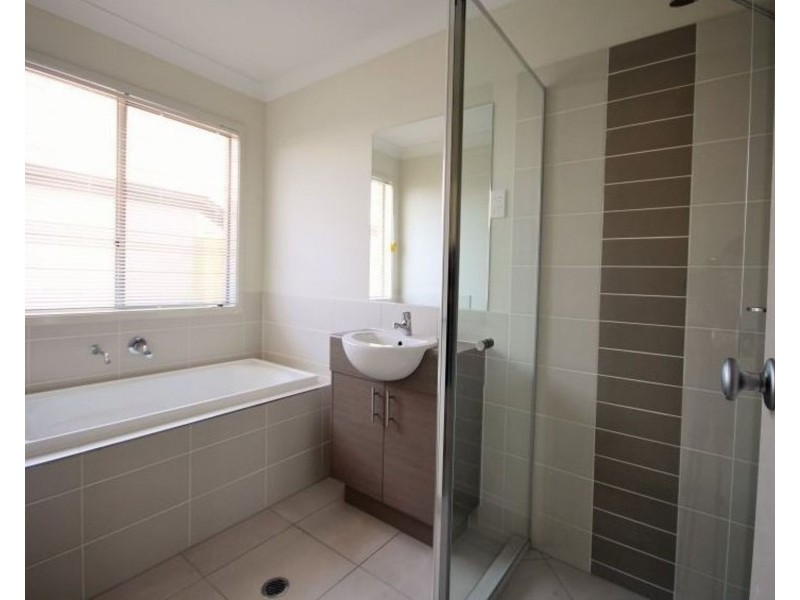 39 Polaris Dr, Brassall QLD 4305
