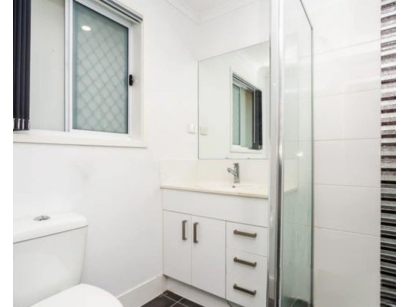 5 De Graaf St, Bellbird Park QLD 4300