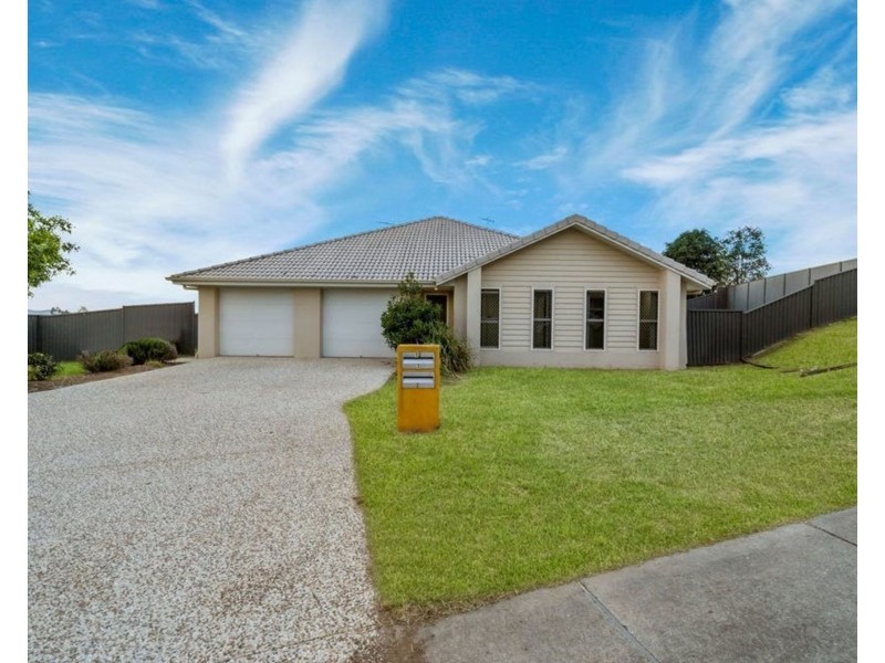 1/13 Gooloowan Circuit, Brassall QLD 4305