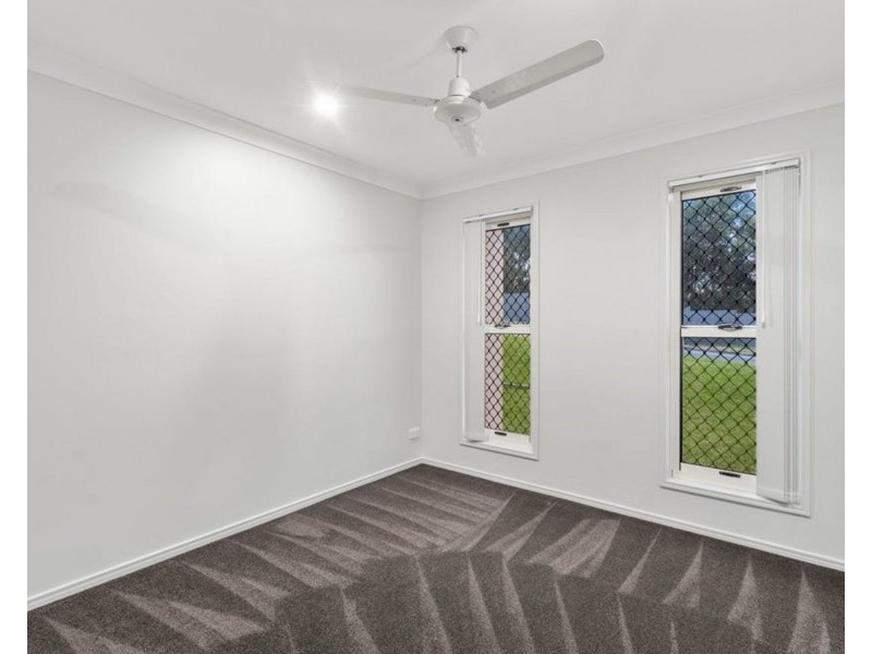 1/13 Gooloowan Circuit, Brassall QLD 4305
