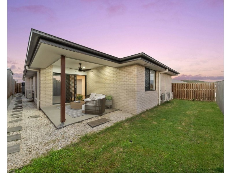 18 Pademelon St, Redbank Plains QLD 4301