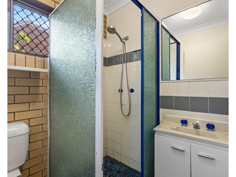 21 Mondra Street, Kenmore Hills QLD 4069