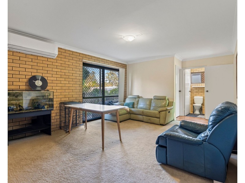 21 Mondra Street, Kenmore Hills QLD 4069