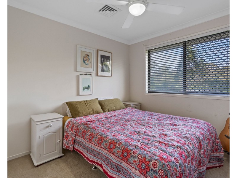 21 Mondra Street, Kenmore Hills QLD 4069