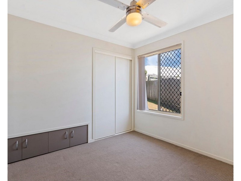 8 Rocky Cape St, Springfield Lakes QLD 4300