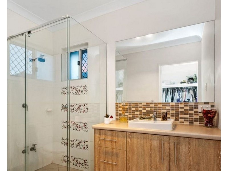 53 Parkland Dr, Springfield Lakes QLD 4300